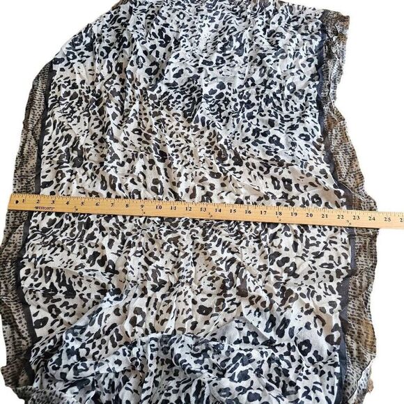 Soft surroundings multicolor animal print sheer scarf  new - Picture 5 of 5